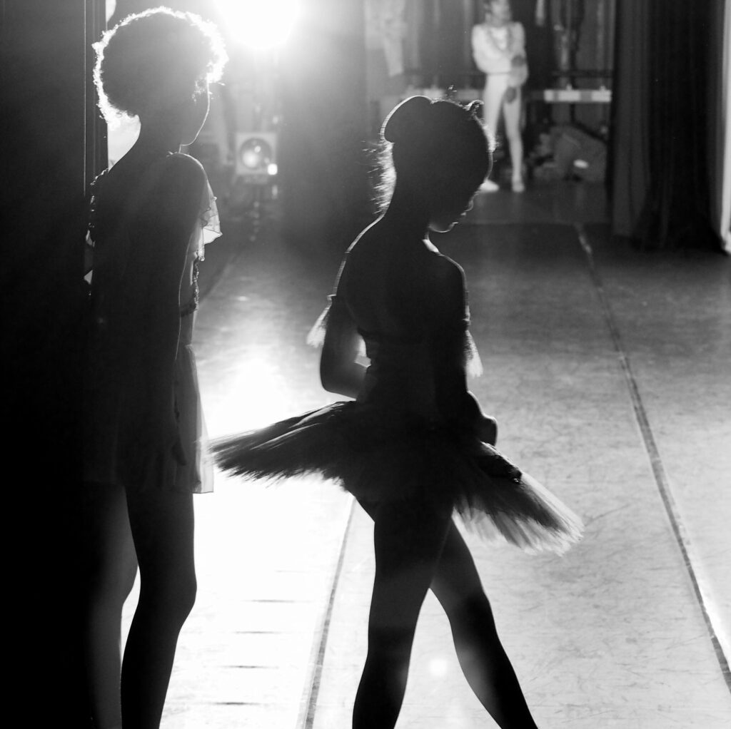 Será que a dança vai além do dançar? Um convite para a reflexão