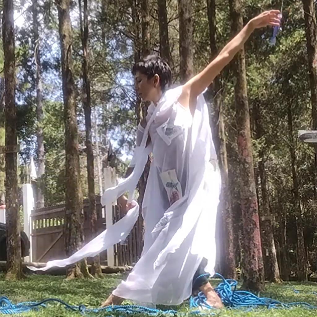 Olho-D’água: uma dança que nasce com o toque