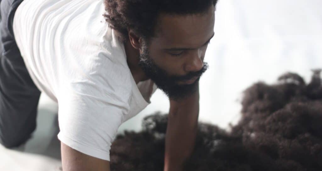 Eles fazem dança contemporânea