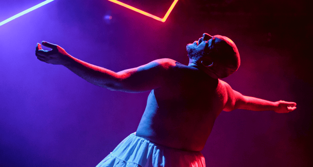 STRIP TEMPO – STRIPTEASES CONTEMPORÂNEOS