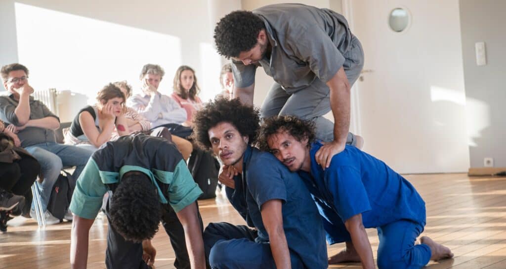 ACORDO (Bienal SESC de Dança)