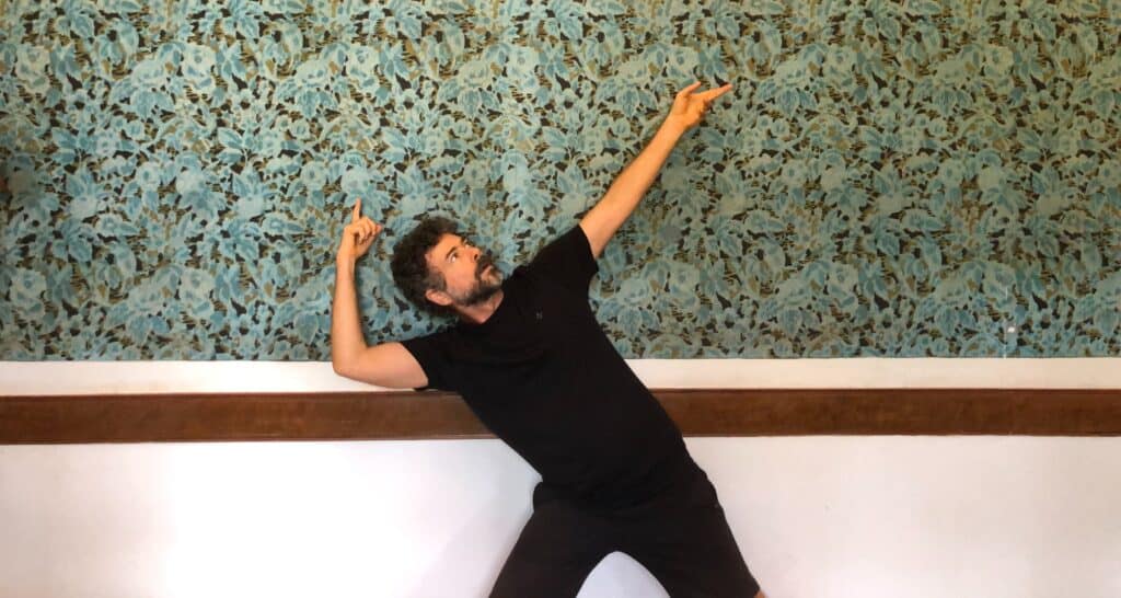 Mostra de videodança “Tempo Submerso: Entre Cômodos e Incômodos”