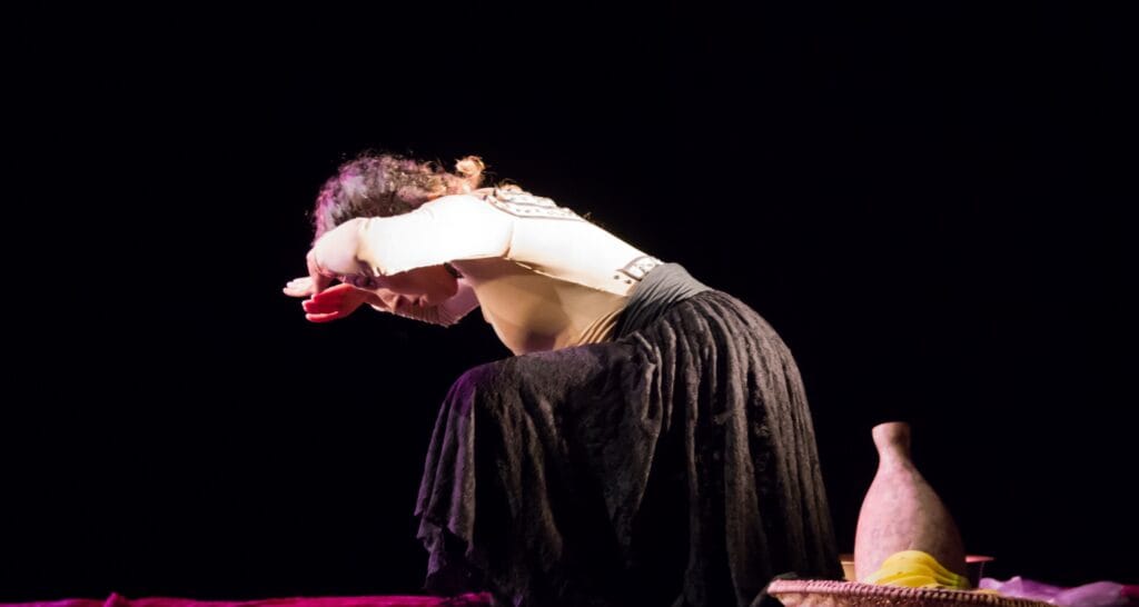 II MOSTRA ARTÍSTICA SALA PULSARE – ESPETÁCULO URROU COM CIA MÔNICA ALVARENGA