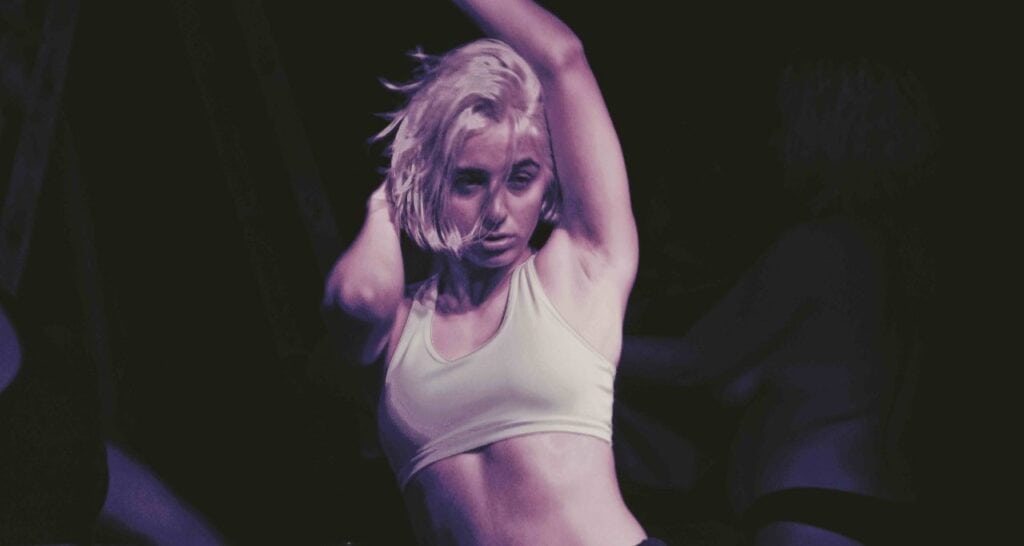 Dissolução festiva: geração z