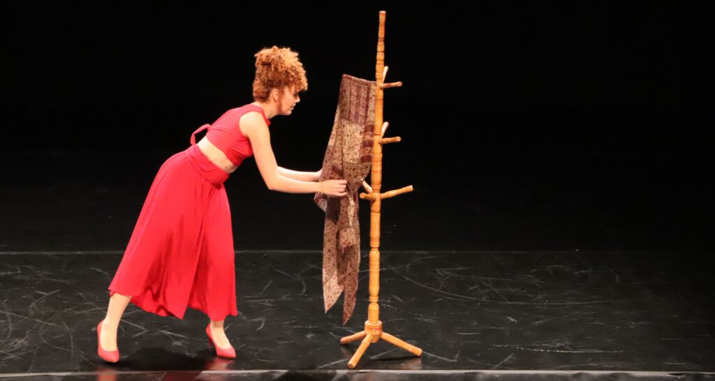 6ª Mostra Experimental de Dança na Oficina Cultura Oswald de Andrade