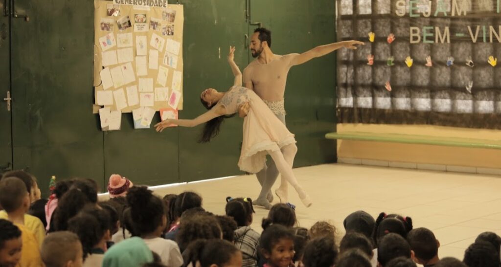 Agenda na Europa e Brasil