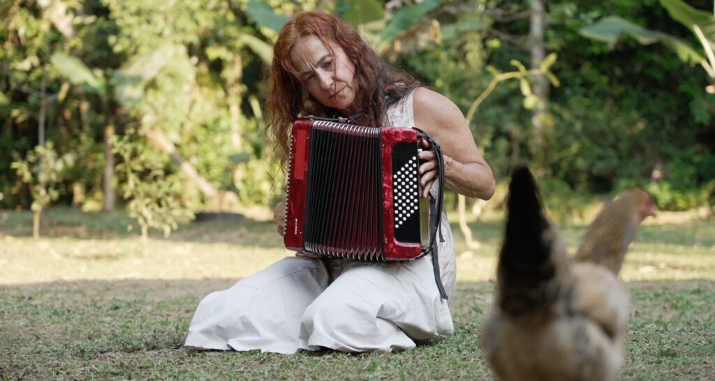 Temporada HUMANIMALIS, um filme sobre Humanidades Animais e Animalidades Humanas