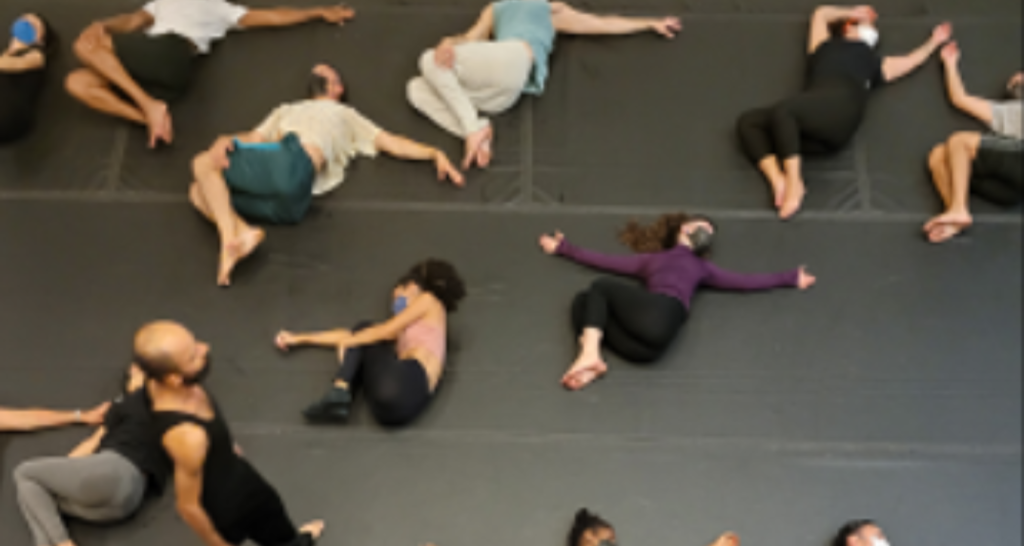 DANÇA ALÉM DOS MUROS