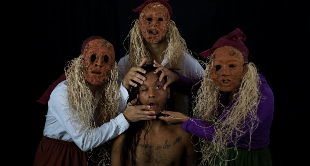 Espetáculo LAMA no Sesc Pinheiros