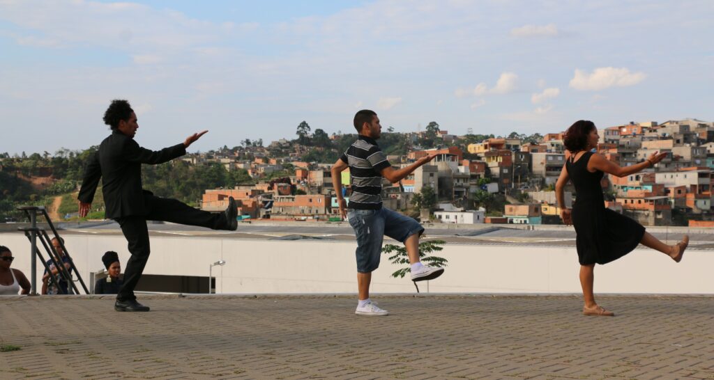GARRAFADA – Circulação de Espetáculos (Breaking de Repente)
