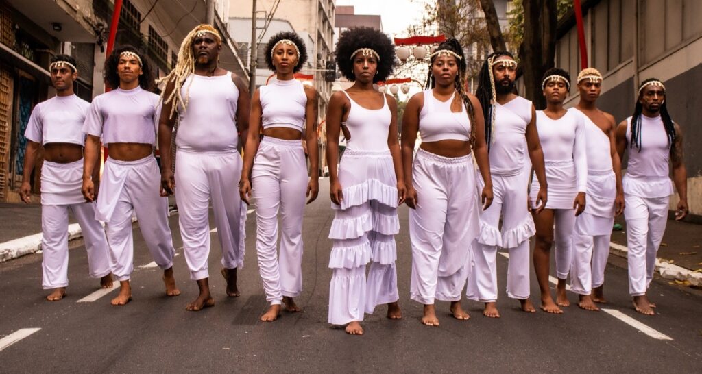 Xirê de Rua no Teatro de Contêiner Mungunzá