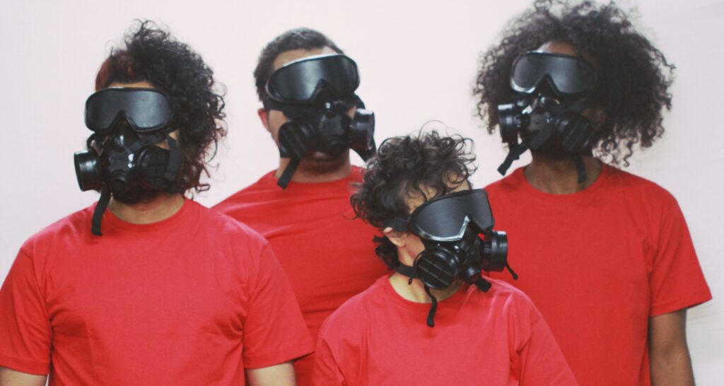 Vermelhos que Sangram na Luta no Teatro Municipal Arthur Azevedo