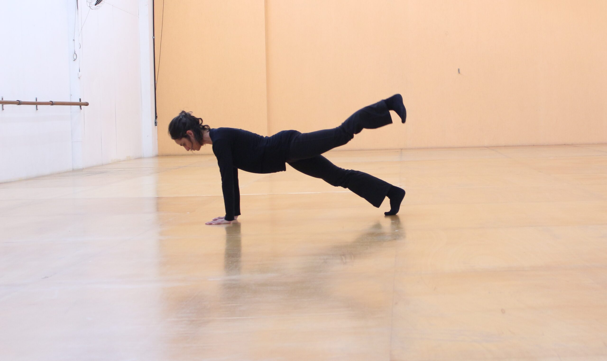 Dança Contemporânea com Mel Bamonte