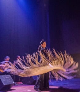 Na foto: Daniele Zill, Graziela Silveira, Juliana Prestes, Eliane Dallegrave, Marcela Gonzaga, Juliana Kersting, Giovani Capeletti, Pedro Souza e Rafael Melo | Fotógrafo: Chico Lisboa