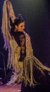 Na foto: Daniele Zill, Graziela Silveira, Juliana Prestes, Eliane Dallegrave, Marcela Gonzaga, Juliana Kersting, Giovani Capeletti, Pedro Souza e Rafael Melo | Fotógrafo: Chico Lisboa