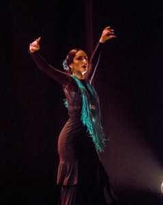 Na foto: Daniele Zill, Graziela Silveira, Juliana Prestes, Eliane Dallegrave, Marcela Gonzaga, Juliana Kersting, Giovani Capeletti, Pedro Souza e Rafael Melo | Fotógrafo: Chico Lisboa