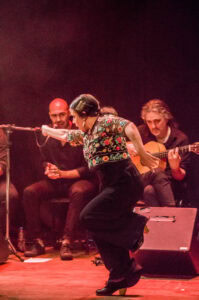 Na foto: Daniele Zill, Graziela Silveira, Juliana Prestes, Eliane Dallegrave, Marcela Gonzaga, Juliana Kersting, Giovani Capeletti, Pedro Souza e Rafael Melo | Fotógrafo: Chico Lisboa