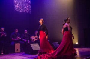 Na foto: Daniele Zill, Graziela Silveira, Juliana Prestes, Eliane Dallegrave, Marcela Gonzaga, Juliana Kersting, Giovani Capeletti, Pedro Souza e Rafael Melo | Fotógrafo: Chico Lisboa