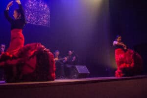 Na foto: Daniele Zill, Graziela Silveira, Juliana Prestes, Eliane Dallegrave, Marcela Gonzaga, Juliana Kersting, Giovani Capeletti, Pedro Souza e Rafael Melo | Fotógrafo: Chico Lisboa