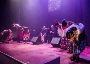 Na foto: Daniele Zill, Graziela Silveira, Juliana Prestes, Eliane Dallegrave, Marcela Gonzaga, Juliana Kersting, Giovani Capeletti, Pedro Souza e Rafael Melo | Fotógrafo: Chico Lisboa