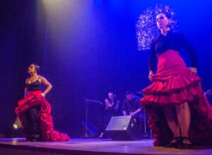 Na foto: Daniele Zill, Graziela Silveira, Juliana Prestes, Eliane Dallegrave, Marcela Gonzaga, Juliana Kersting, Giovani Capeletti, Pedro Souza e Rafael Melo | Fotógrafo: Chico Lisboa