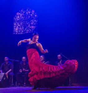 Na foto: Daniele Zill, Graziela Silveira, Juliana Prestes, Eliane Dallegrave, Marcela Gonzaga, Juliana Kersting, Giovani Capeletti, Pedro Souza e Rafael Melo | Fotógrafo: Chico Lisboa