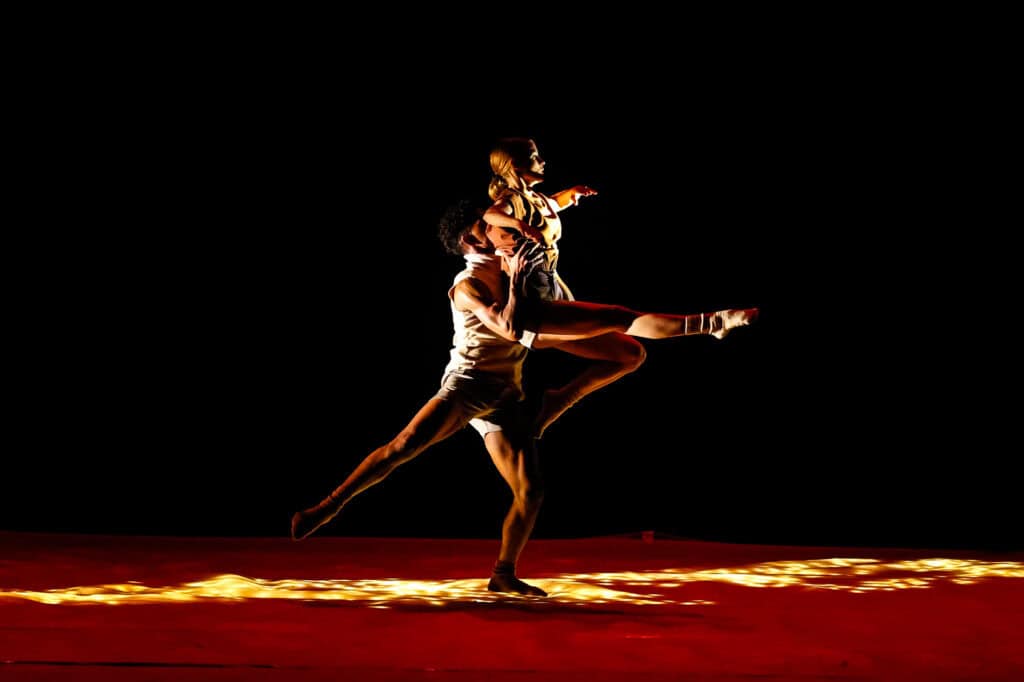 Abertura do Festival ABCDança Transpetro, com Cia. Jovem de Dança de Jundiaí