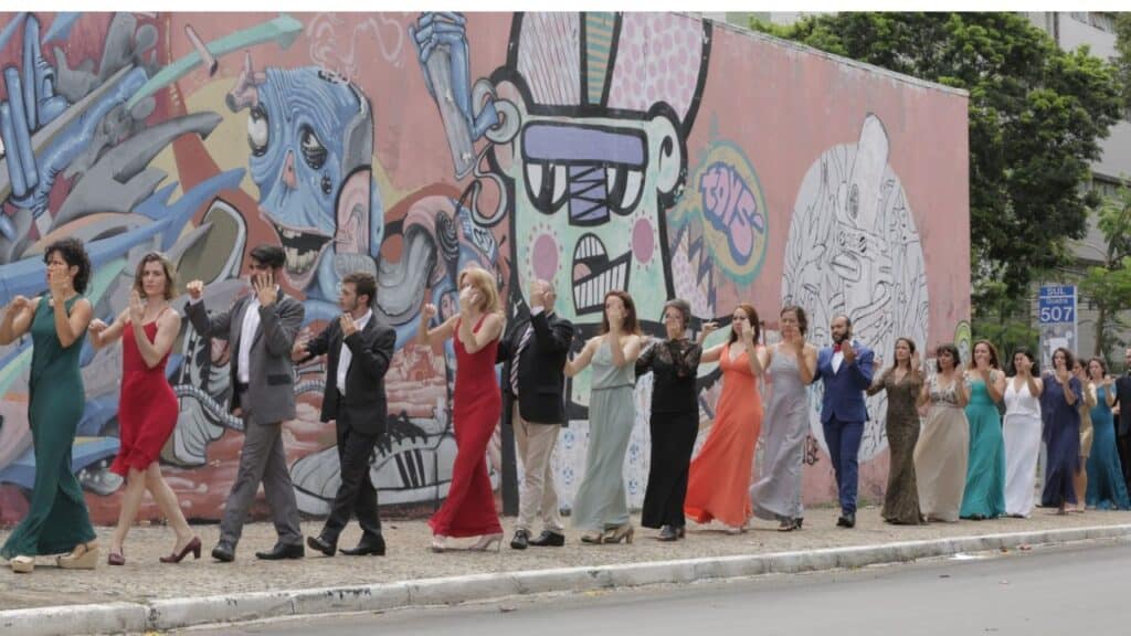 Exibição do filme de dança W3 Sul hortas Y pomares