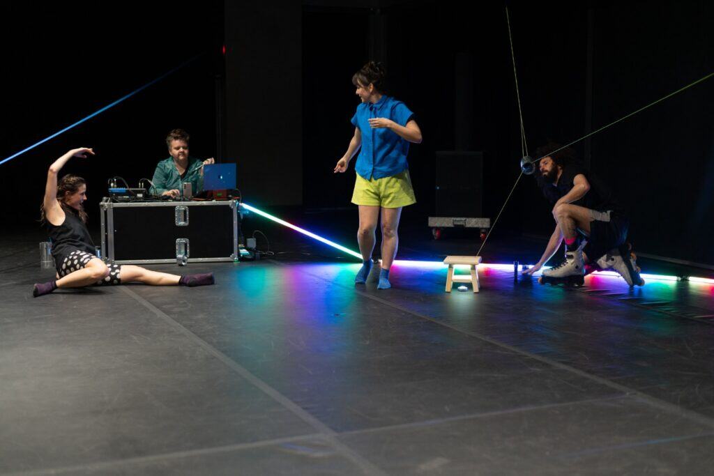 Projeto “fio circula, dança e desenrola por aí” (PMIC – Uberlândia)