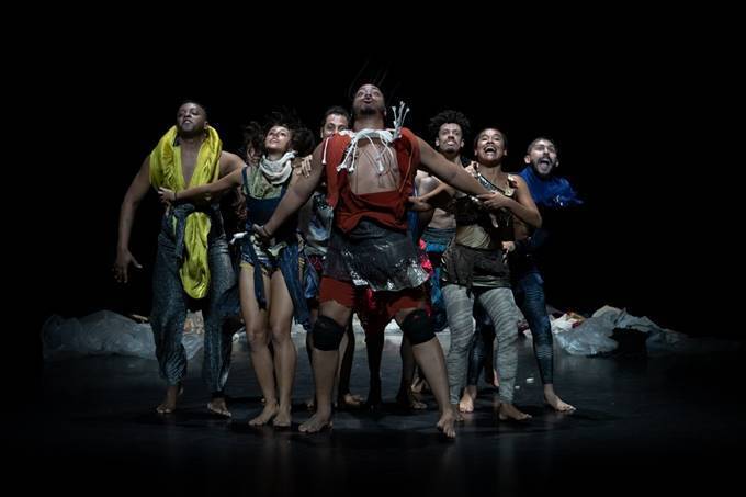 Borda, da Lia Rodrigues Cia de Danças, estreia no Sesc Pinheiros
