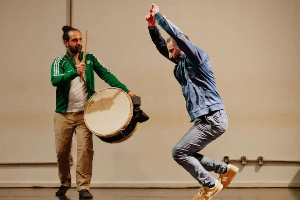 Under the flesh: sobrevivência, resistência e celebração