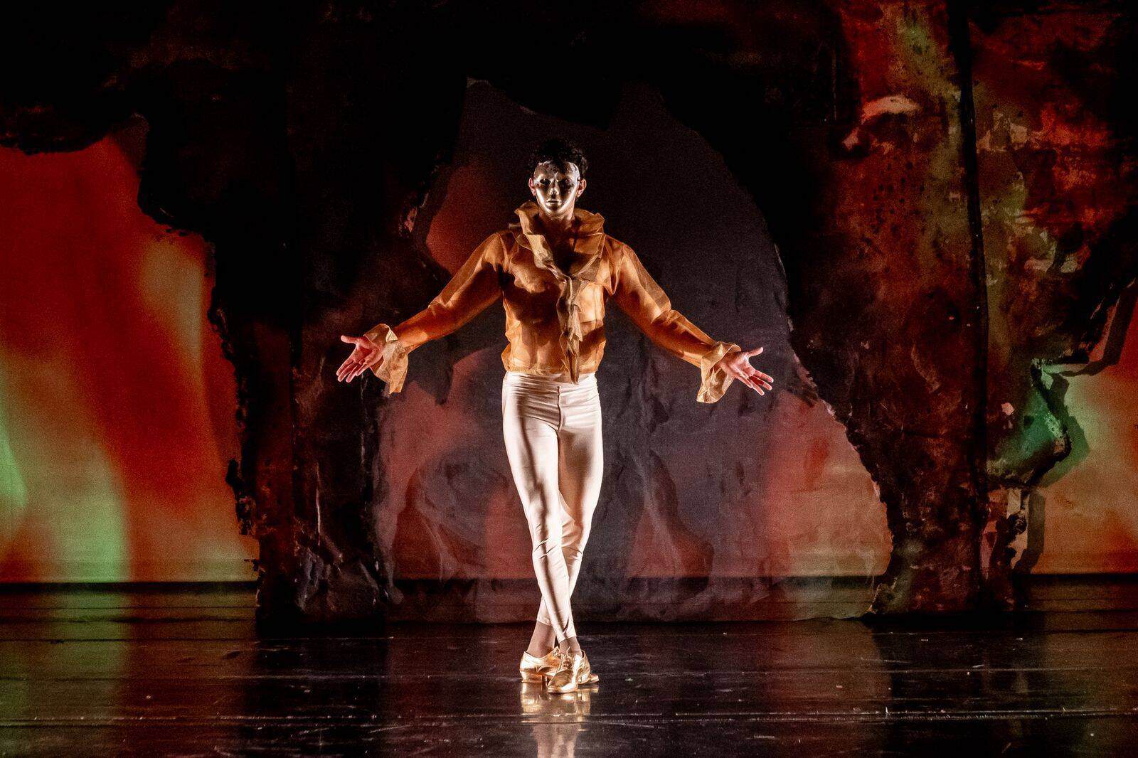 TAANTEATRO COMPANHIA REALIZA OCUPAÇÃO DA VIOLÊNCIA: FANON NO GALPÃO DO FOLIAS