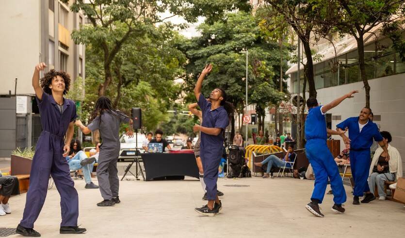 Mover para si! Com Danilo Nonato e Núcleo Estopim Mover para si! Com Danilo Nonato e Núcleo Estopim