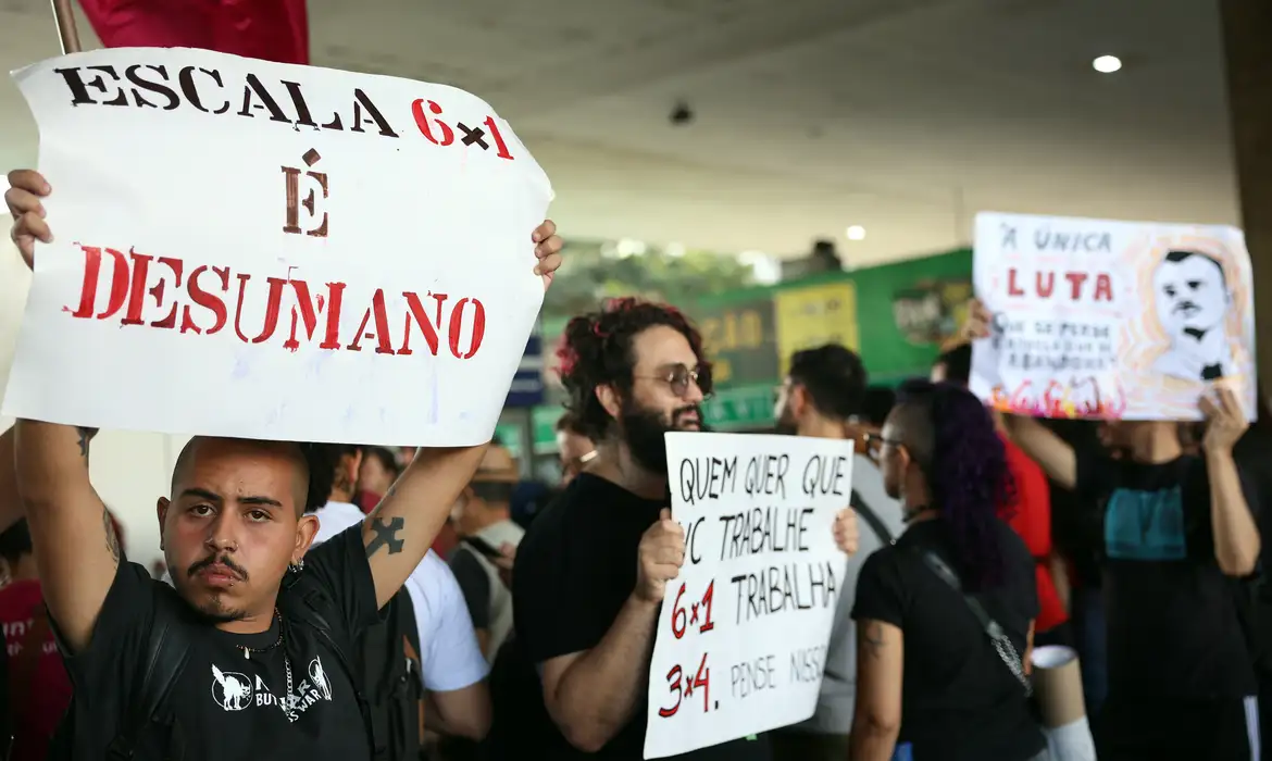 Escala 6×1: jornadas exaustivas limitam acesso à cultura e aprofundam precarização na dança