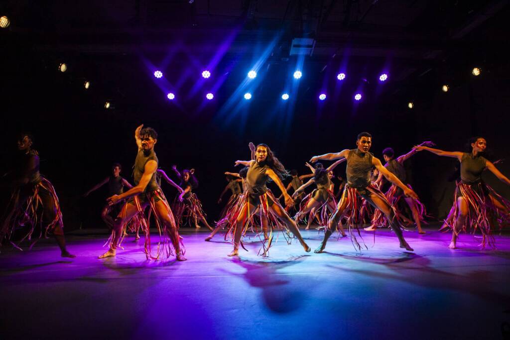 São Paulo Companhia Jovem de Dança sobe ao palco na Virada Cultural