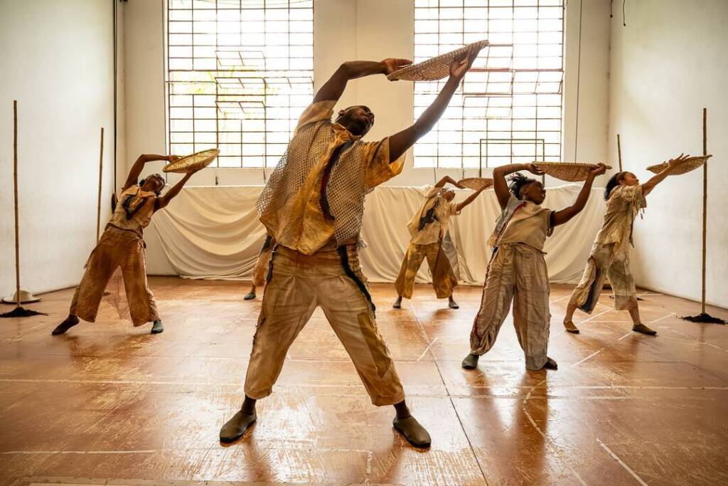 SEMENTEIRA leva dança e resistência das hortas urbanas aos palcos de São Paulo