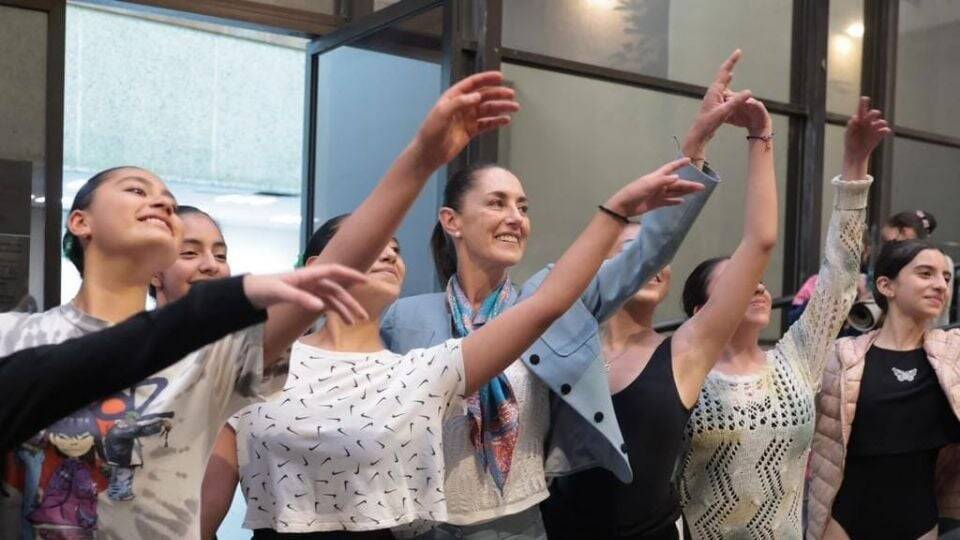 Trump questiona como Claudia Sheinbaum passou de bailarina a presidenta do México